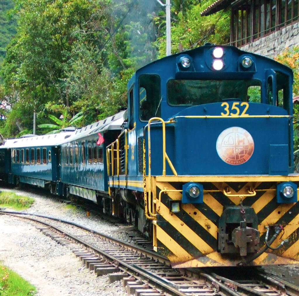 Tren local a Machu Picchu