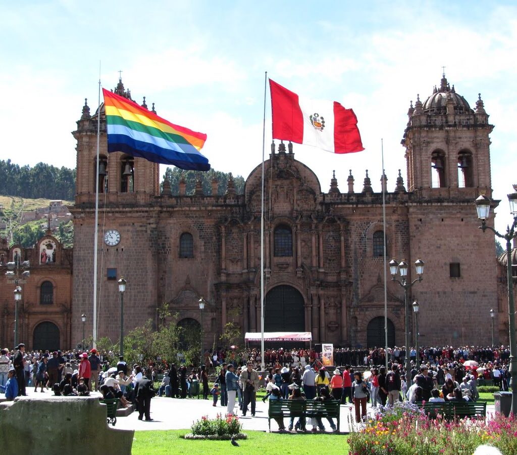 fiestas patrias cusco