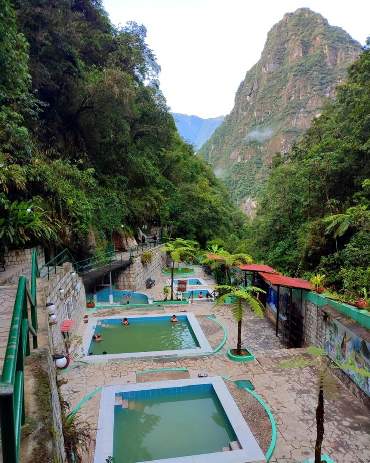 Aguas Calientes Machu Picchu Pueblo