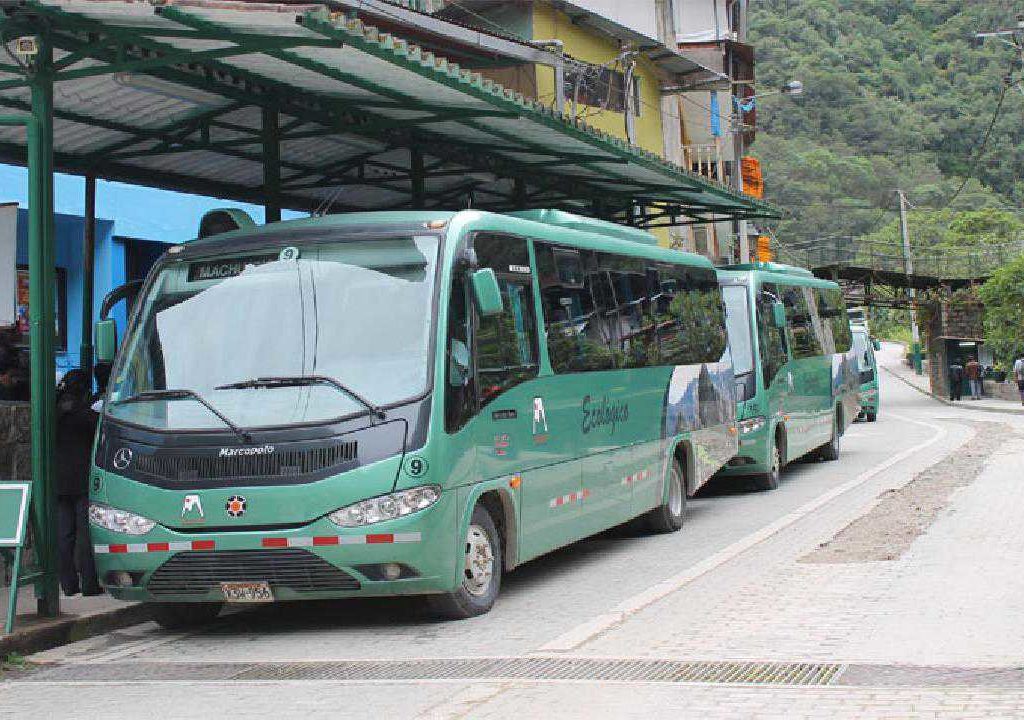 Bus to Machu Picchu