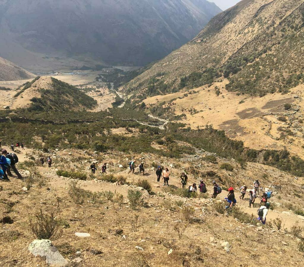 Caminata hacia Laguna Humantay