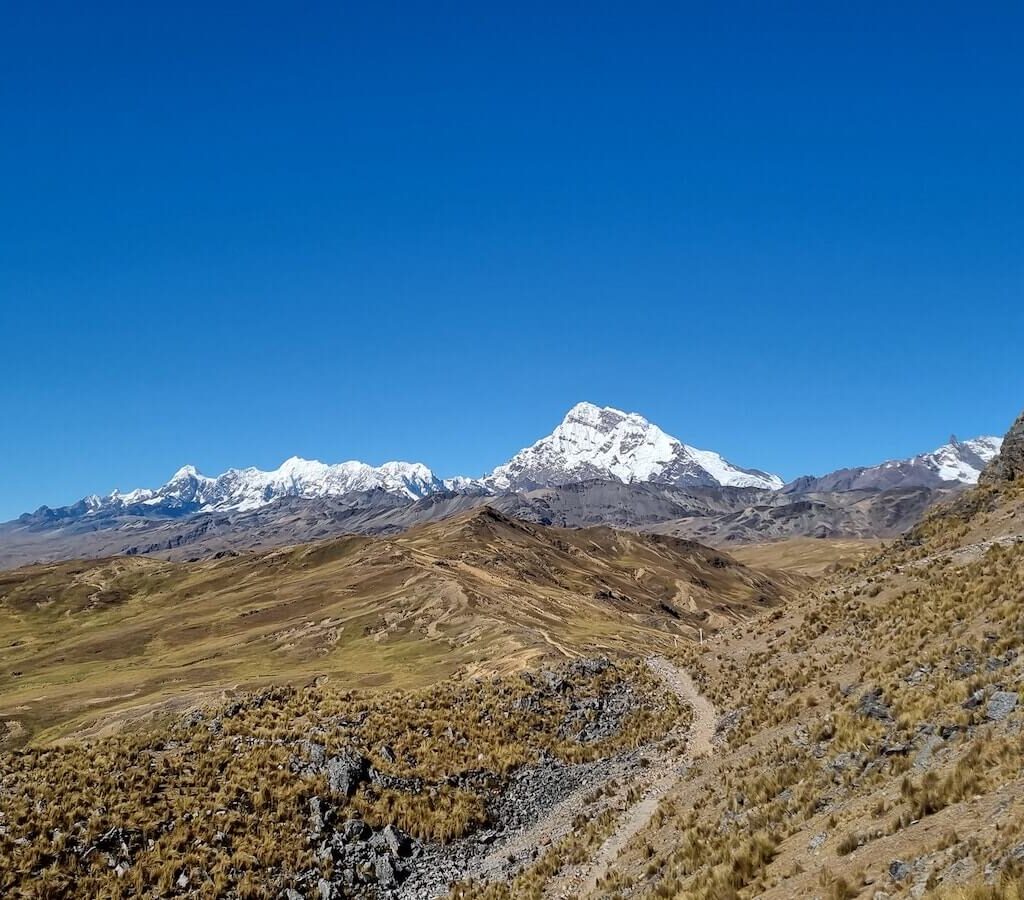 Líneas y Ruedas de Hayuni - vista de Ausangate