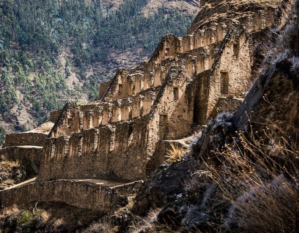 Ollantaytambo Qolqas