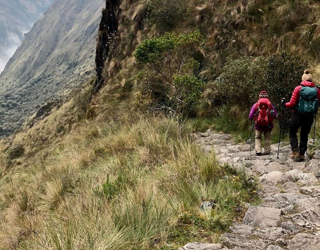 Lares Trek vs Quarry Trail