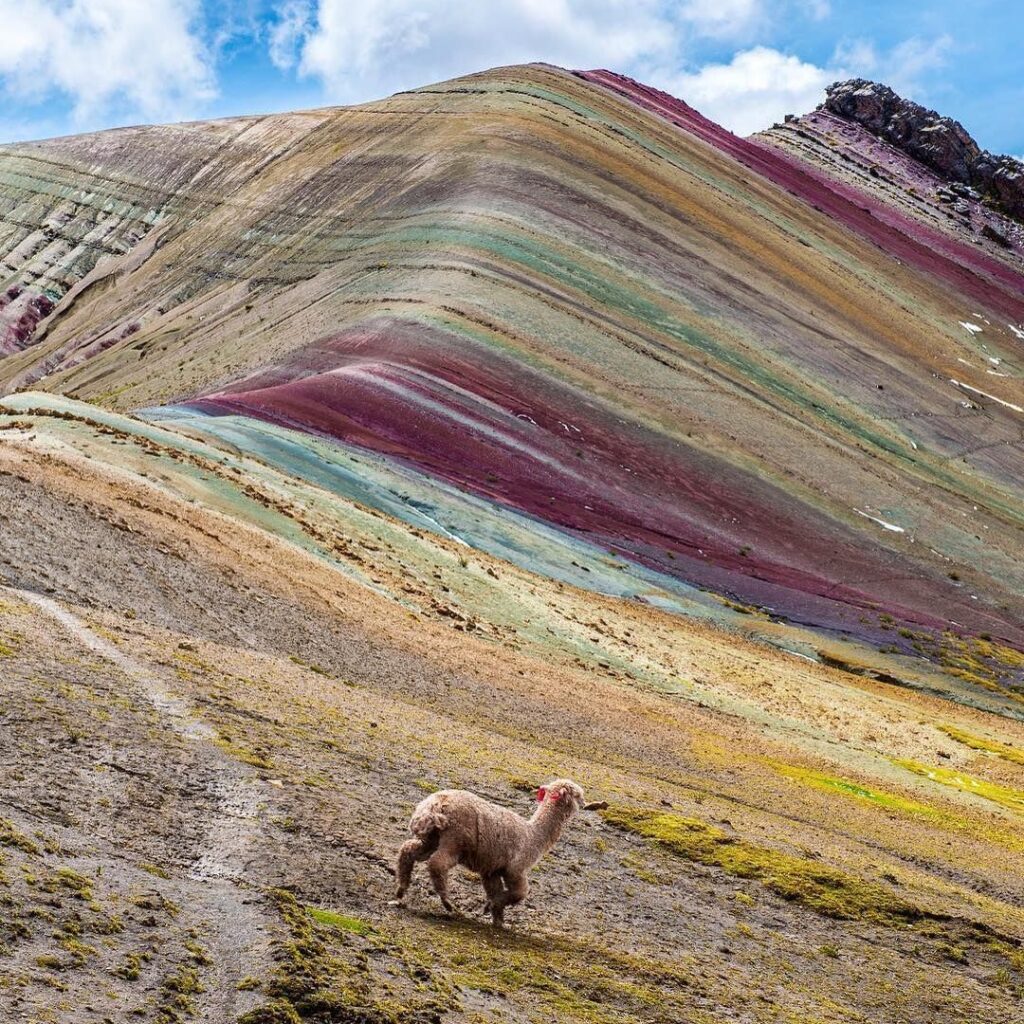 Why Is Rainbow Mountain Peru Colorful